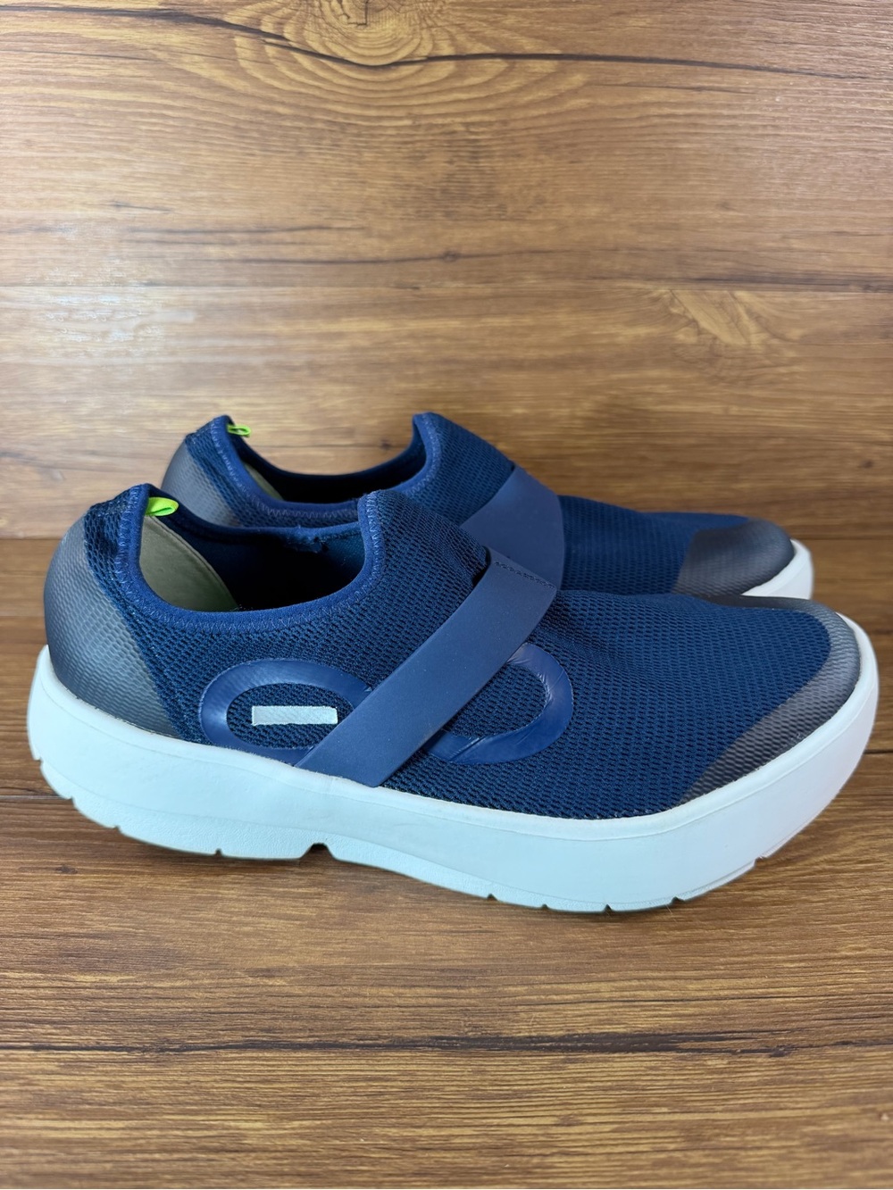 OOFOS OOmg Recovery Low Top Slip-On Shoes Men's‎ Size 12 Blue